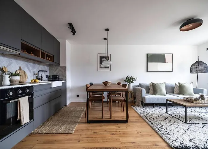 Apartman La Ruinette - Modern 1 Bed, 3 Mins From Cable Car