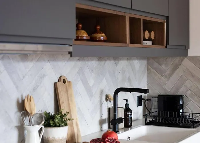 La Ruinette - Modern 1 Bed, 3 Mins From Cable Car Apartman *